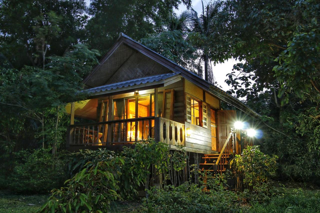 Mon Saeng Jun Homestay Ban Na Meng Exterior foto
