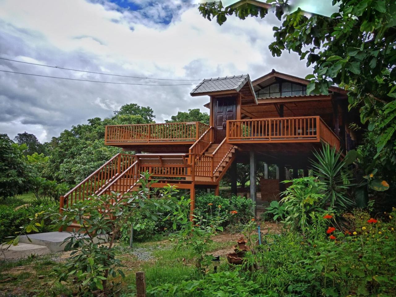 Mon Saeng Jun Homestay Ban Na Meng Exterior foto