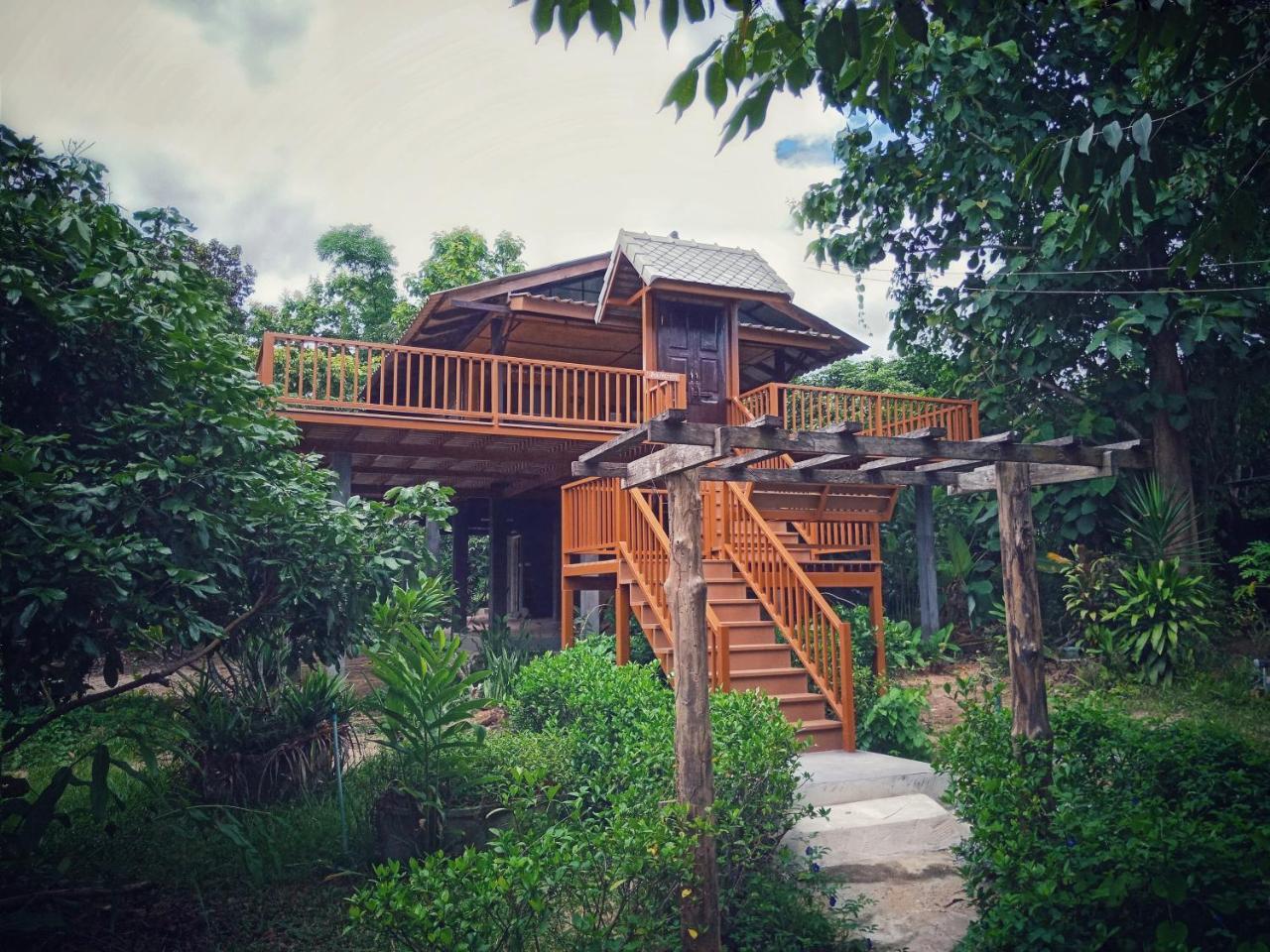 Mon Saeng Jun Homestay Ban Na Meng Exterior foto